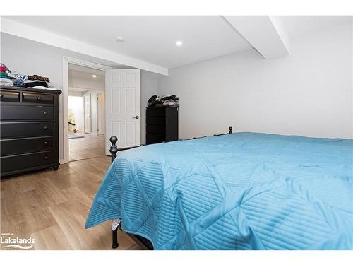 37 Telfer Road, Collingwood, ON - Indoor Photo Showing Bedroom