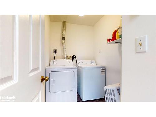 8-83 Victoria Street, Meaford, ON - Indoor Photo Showing Laundry Room