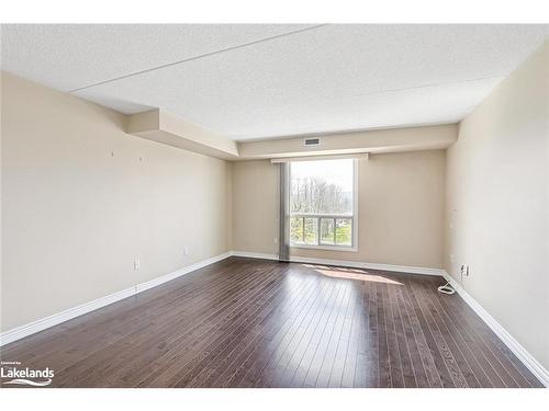 506-172 Eighth Street, Collingwood, ON - Indoor Photo Showing Other Room