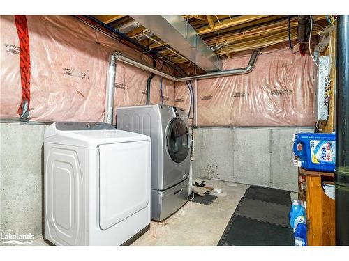 37 Barr Street, Collingwood, ON - Indoor Photo Showing Laundry Room