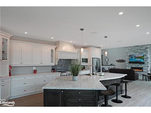 2043 Watts Road, Haliburton, ON - Indoor Photo Showing Kitchen With Upgraded Kitchen