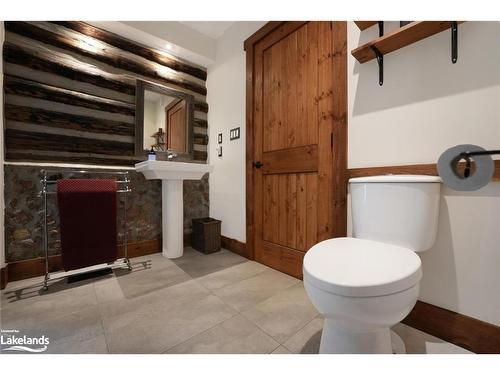 1214 Ursa Road, Highlands East, ON - Indoor Photo Showing Bathroom