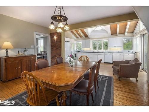 190 Old Lakeshore Road, The Blue Mountains, ON - Indoor Photo Showing Dining Room