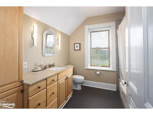 190 Old Lakeshore Road, The Blue Mountains, ON - Indoor Photo Showing Bathroom