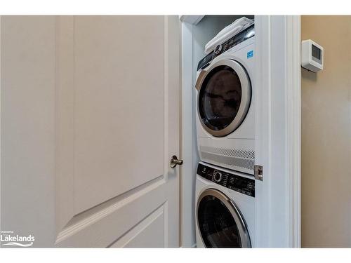 6-175 Fiddlers Green Road, Ancaster, ON - Indoor Photo Showing Laundry Room
