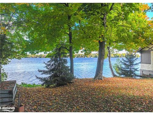471 Victoria Crescent, Orillia, ON - Outdoor With Body Of Water