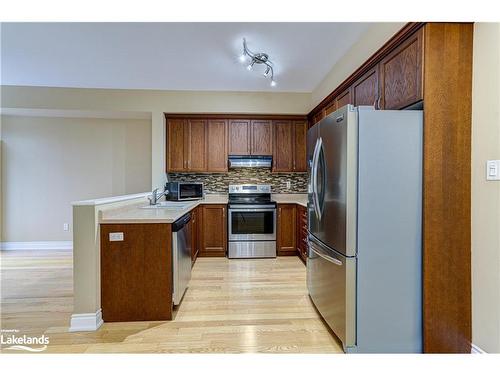 51 Savannah Crescent, Wasaga Beach, ON - Indoor Photo Showing Kitchen With Stainless Steel Kitchen