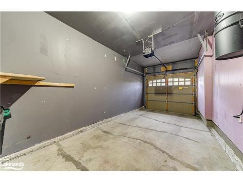 51 Savannah Crescent, Wasaga Beach, ON - Indoor Photo Showing Garage