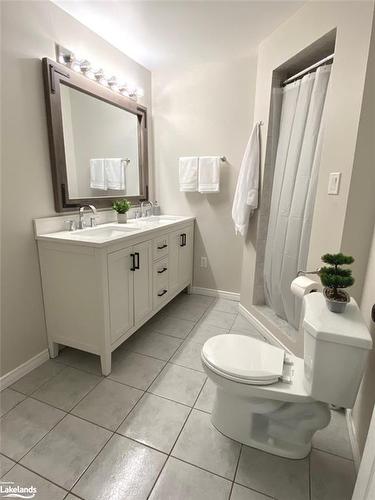 27-162 Settlers Way, The Blue Mountains, ON - Indoor Photo Showing Bathroom