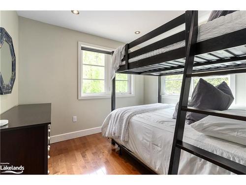104 Pointview Lane, Huntsville, ON - Indoor Photo Showing Bedroom
