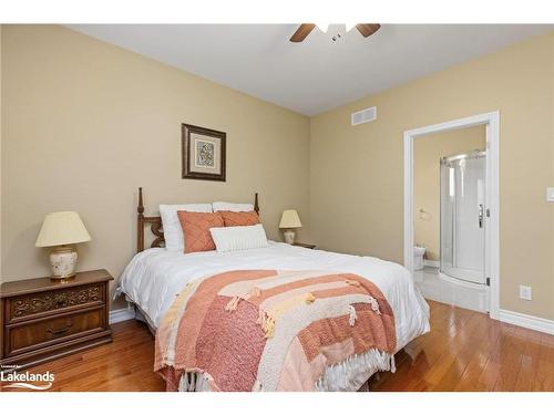 27 Susan Street W, Huntsville, ON - Indoor Photo Showing Bedroom