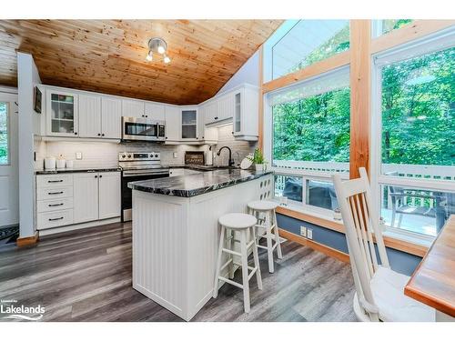 96 Hunts Road, Huntsville, ON - Indoor Photo Showing Kitchen