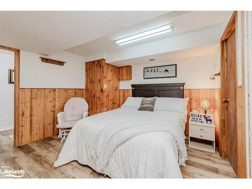 96 Hunts Road, Huntsville, ON - Indoor Photo Showing Bedroom