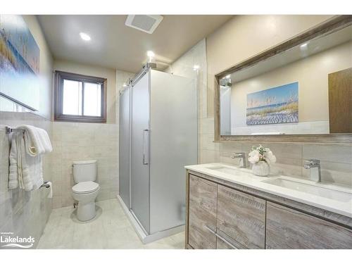 136 Shore Lane, Wasaga Beach, ON - Indoor Photo Showing Bathroom