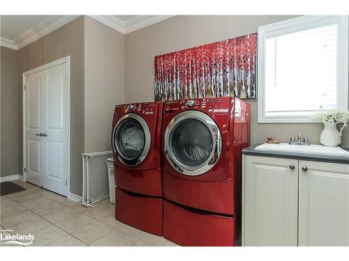 16 Basswood Drive, Wasaga Beach, ON - Indoor Photo Showing Laundry Room