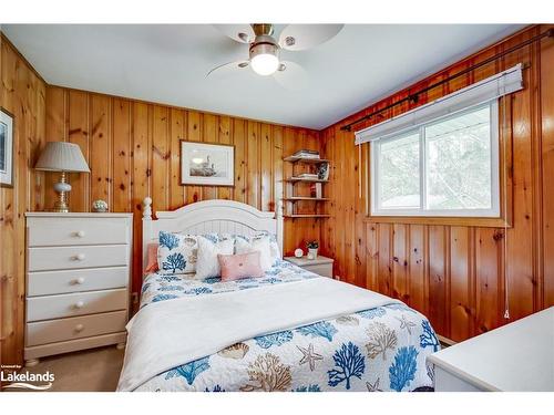 336 Kent Road, Sundridge, ON - Indoor Photo Showing Bedroom