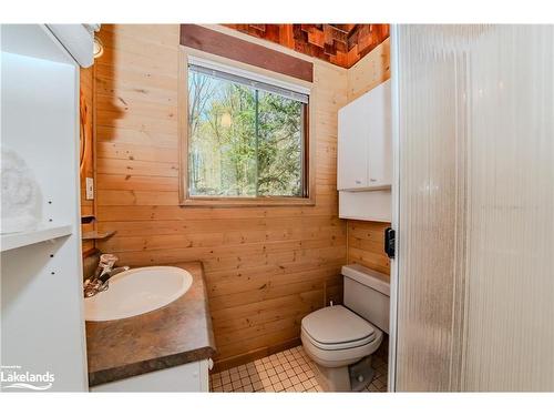 1031 Scout Trail, Port Carling, ON - Indoor Photo Showing Bathroom