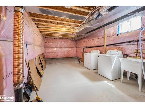 37 Abby Drive, Wasaga Beach, ON - Indoor Photo Showing Laundry Room