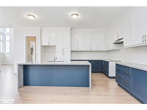 104 Dorothy Drive, The Blue Mountains, ON - Indoor Photo Showing Kitchen