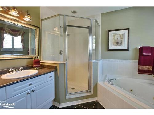 37 Cranberry Heights, Wasaga Beach, ON - Indoor Photo Showing Bathroom