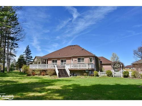 37 Cranberry Heights, Wasaga Beach, ON - Outdoor With Deck Patio Veranda