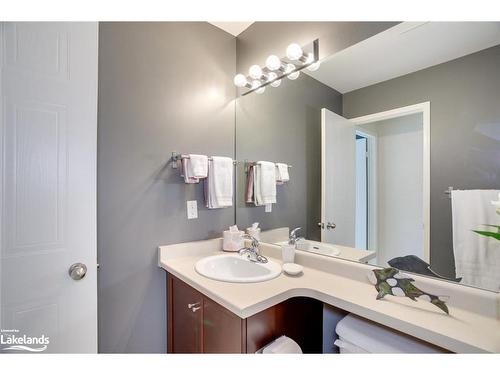 5 Barker Boulevard, Collingwood, ON - Indoor Photo Showing Bathroom