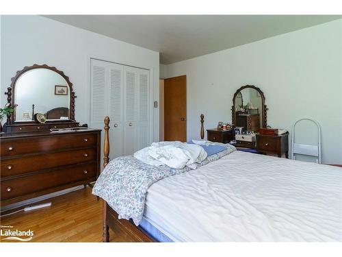 56 Hanes Road, Huntsville, ON - Indoor Photo Showing Bedroom