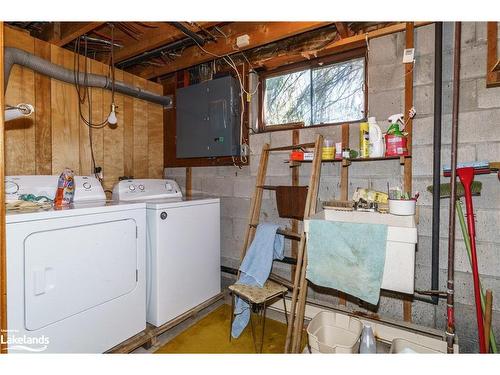 56 Hanes Road, Huntsville, ON - Indoor Photo Showing Laundry Room