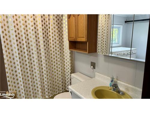 29 Paxton Street, Huron-Kinloss, ON - Indoor Photo Showing Bathroom