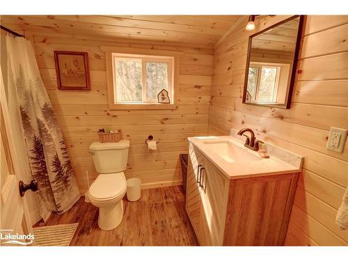 228 Pevensey Road, Burk'S Falls, ON - Indoor Photo Showing Bathroom