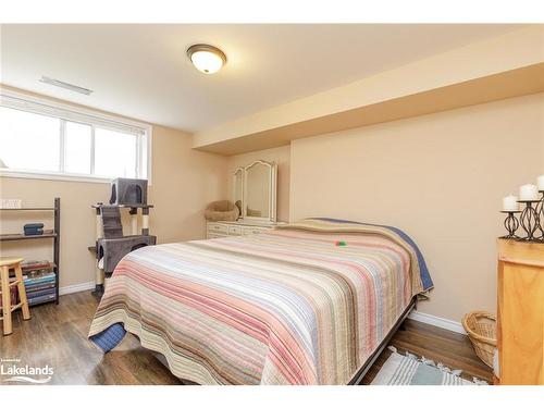 51 Raglan Street, Collingwood, ON - Indoor Photo Showing Bedroom