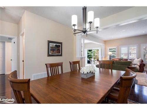7 North Maple Street, Collingwood, ON - Indoor Photo Showing Dining Room