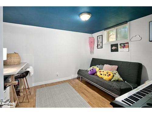 396 Walnut Street, Collingwood, ON - Indoor Photo Showing Other Room