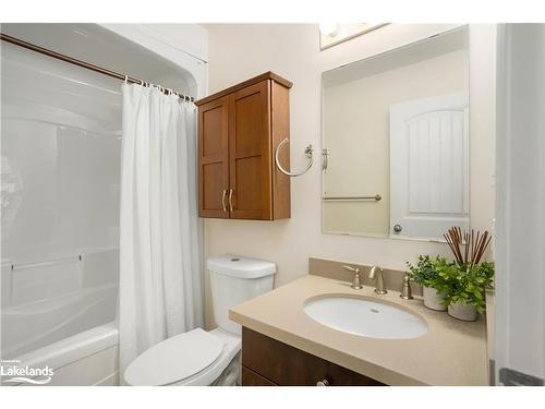41 Silver Glen Boulevard, Collingwood, ON - Indoor Photo Showing Bathroom