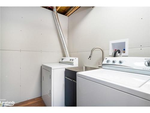 47 Frederick Drive, Wasaga Beach, ON - Indoor Photo Showing Laundry Room