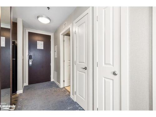 340 341-220 Gord Canning Drive, The Blue Mountains, ON - Indoor Photo Showing Other Room