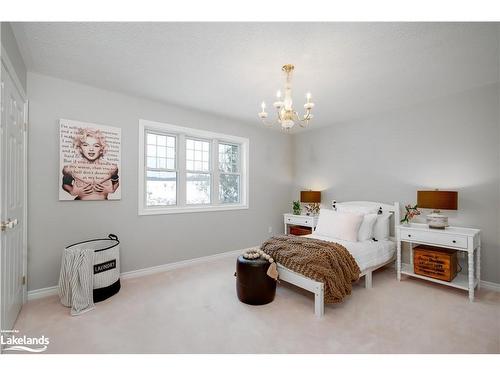 279 Santas Village Road, Bracebridge, ON - Indoor Photo Showing Bedroom