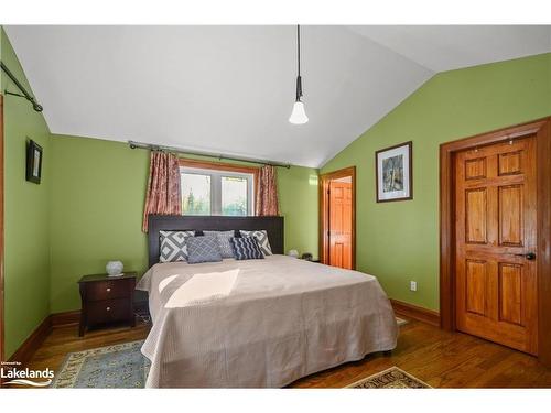 134 Glenlake Boulevard, Collingwood, ON - Indoor Photo Showing Bedroom