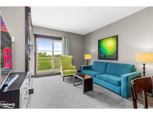 422-190 Jozo Weider Boulevard, The Blue Mountains, ON - Indoor Photo Showing Living Room