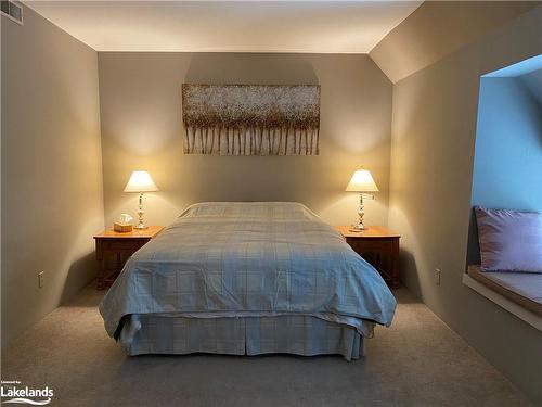 318-5 Dawson Drive, Collingwood, ON - Indoor Photo Showing Bedroom