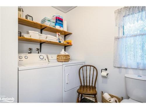 99 Betty Boulevard, Wasaga Beach, ON - Indoor Photo Showing Laundry Room