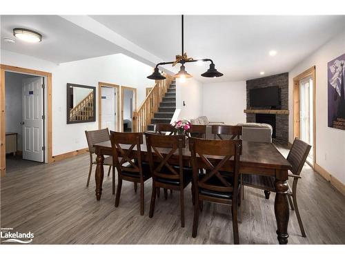 210 Arlberg Crescent, The Blue Mountains, ON - Indoor Photo Showing Dining Room
