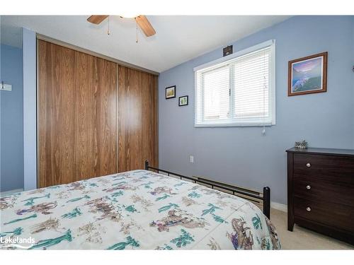 331 Christine Drive, Midland, ON - Indoor Photo Showing Bedroom