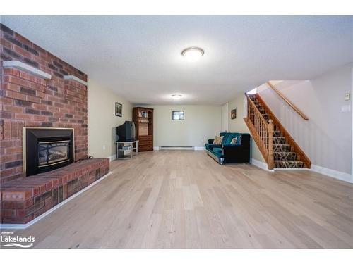 331 Christine Drive, Midland, ON - Indoor Photo Showing Living Room With Fireplace