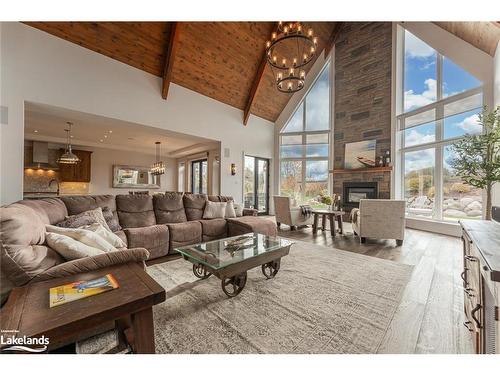 280 Sunset Boulevard, Thornbury, ON - Indoor Photo Showing Living Room With Fireplace