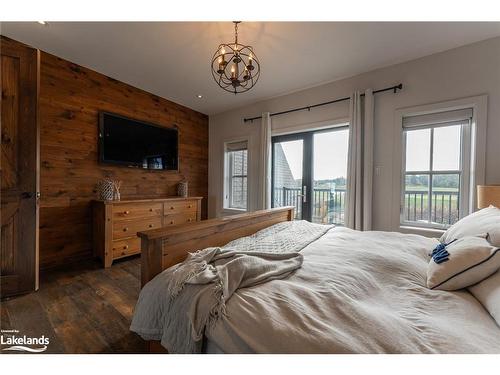 280 Sunset Boulevard, Thornbury, ON - Indoor Photo Showing Bedroom