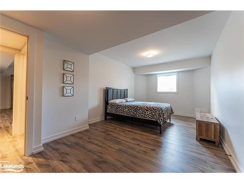 280 Sunset Boulevard, Thornbury, ON - Indoor Photo Showing Bedroom