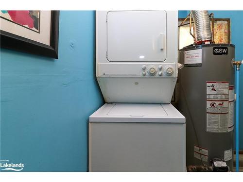 19 4Th Line, Collingwood, ON - Indoor Photo Showing Laundry Room