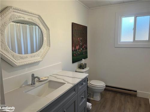 48 57Th Street N, Wasaga Beach, ON - Indoor Photo Showing Bathroom