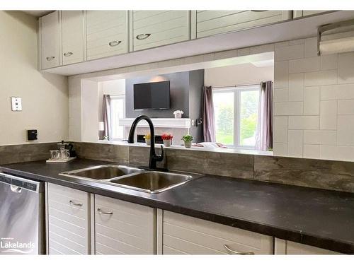 218-169 Jozo Weider Boulevard, The Blue Mountains, ON - Indoor Photo Showing Kitchen With Double Sink
